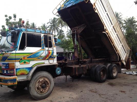 ขายสิบล้อดั้มพ์ Hino F18 รถบ้าน ***ขายแล้ว