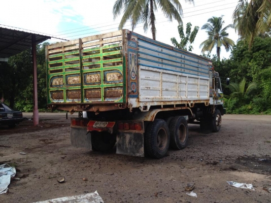 ขายสิบล้อดั้มพ์ Hino F18 รถบ้าน ***ขายแล้ว