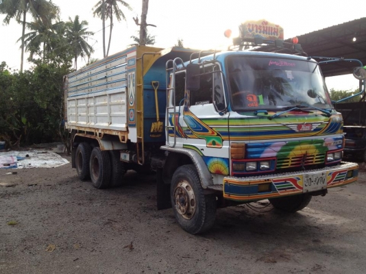 ขายสิบล้อดั้มพ์ Hino F18 รถบ้าน ***ขายแล้ว