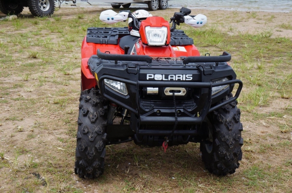 ATV Polaris 800 EFI. Sportsman
