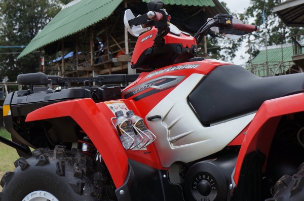 Polaris ขับเคลื่อนสี่ล้อ มีวินซ์ สภาพพร้อมใช้