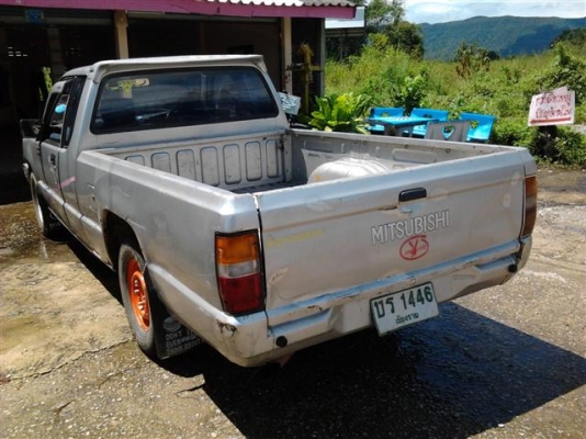 ขายกระบะแค็ปมิตซูบิชิ L200 แอโร่บอดี้ ปี 37 ราคา 68000 บาท