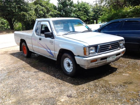 ขายกระบะแค็ปมิตซูบิชิ L200 แอโร่บอดี้ ปี 37 ราคา 68000 บาท