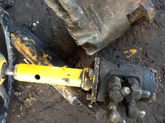 ขายปั้มไฮโดรลิคโฟคลิพ8500