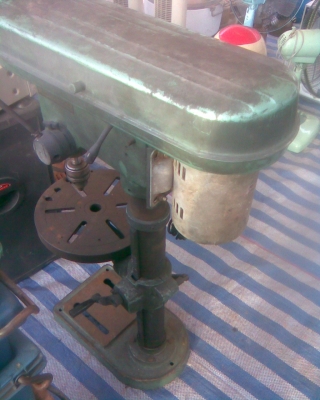 สว่านแท่น