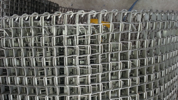 ขายสายพานสเตนเลสความกว้าง1.5เมตรความยาวไม่ทราบน้ำหนัก 1,100 กิโล ขาย 100,000 บาท ขายสายพานสเตนเลสความกว้าง1.5เมตรความยาวไม่ทราบน้ำหนัก 1,100 กิโล ขาย 100,000 บาท