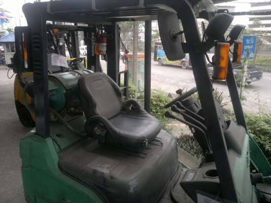 ขายรถฟอร์คลีฟท์ติดแก๊ส MITSUBISHI KFG15T KF2D-50185เสา3 เมตรออโต้ งาสไล้ด์ได้ปี2004,Hr.4235 รถนอกนำเข้า ติดต่อมานะ 085-9049669