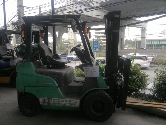 ขายรถฟอร์คลีฟท์ติดแก๊ส MITSUBISHI KFG15T KF2D-50185เสา3 เมตรออโต้ งาสไล้ด์ได้ปี2004,Hr.4235 รถนอกนำเข้า ติดต่อมานะ 085-9049669