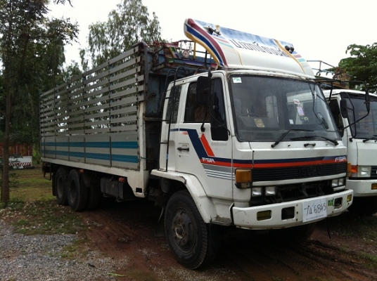 ขาย Rocky 10 ล้อ 1 เพลา กระบะอลูมิเนียมยาว 7 เมตร