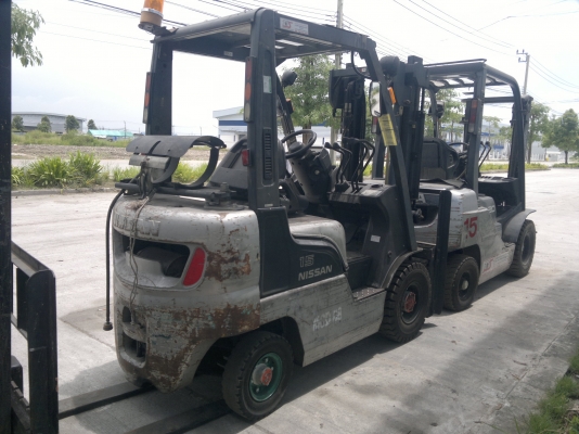 ขายรถฟอร์คลีฟท์ติดแก๊ส NISSAN NL01A15 เสา3 เมตรออโต้ งาสไล้ด์ได้ ยางตัน ปี2004 รถนอกนำเข้า ติดต่อมานะ 085-9049669