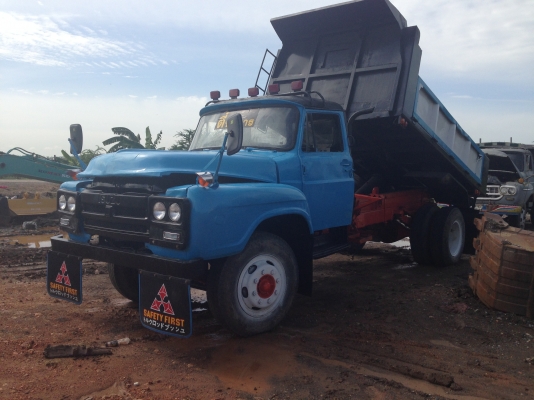 รายรถหกล้อดั้มหัวยาว เครื่องDA เฟืองถ้ายเดิม สภาพสวยพร้อมใช้งาน ราคาต่อรองได้