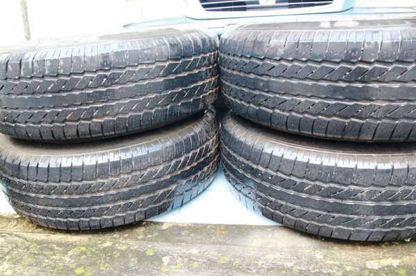 ขายยาง MICHILEN 265/70R16 พร้อมแม็กนาวารร่า