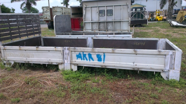 กะบะนอกสำเร็จรูป มีหลายขนาด โครงเหล็ก และอลูมิเนียม กะบะนอกสำเร็จรูป มีหลายขนาด โครงเหล็ก และอลูมิเนียม