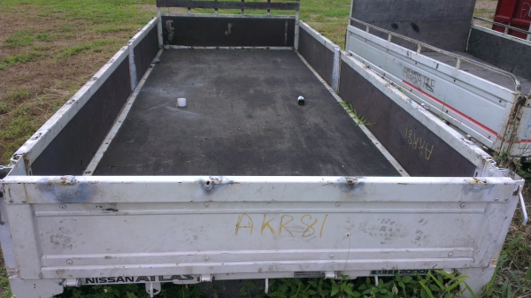 กะบะนอกสำเร็จรูป มีหลายขนาด โครงเหล็ก และอลูมิเนียม กะบะนอกสำเร็จรูป มีหลายขนาด โครงเหล็ก และอลูมิเนียม