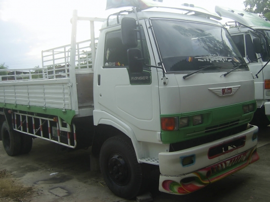 ต้องการขายด่วน รถบรรทุก 6 ล้อ HINO FC 168 แรงม้า เครื่องยนต์ EH 700