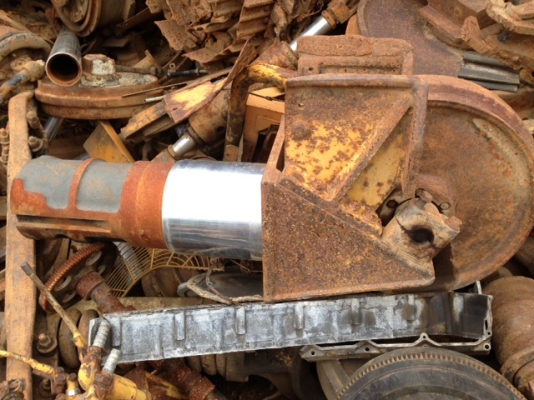 ้D5H คันนี้กำลังจะตัดเอาอะไหล่สนใจอะไหล่ชิ้นไหนโทรสั่งจองได้ครับ