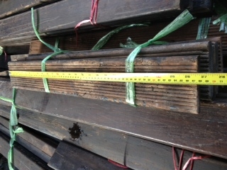 ไม้สักเก่าครับ หน้า 4 นิ้ว หนา 2 ซ.ม