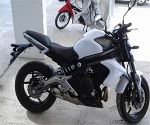 ขอขาย er6n 2012 สีขาว สวย เดิมๆๆคับ