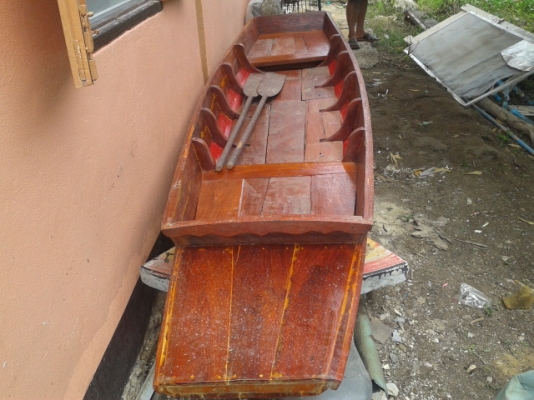 ขายเรือไม้สัก ไม้แก่ หนาๆ ต่อมาใหม่ๆยังไม่เคยโดนน้ำ