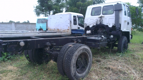 อีซูซุ Rocky 185แรง  ขับเคลื่อน4ล้อ  4WD