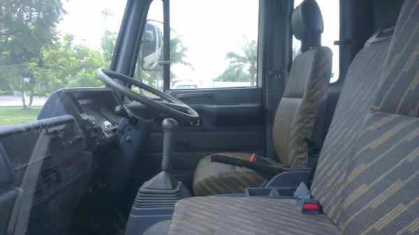 อีซูซุ Rocky 185แรง  ขับเคลื่อน4ล้อ  4WD