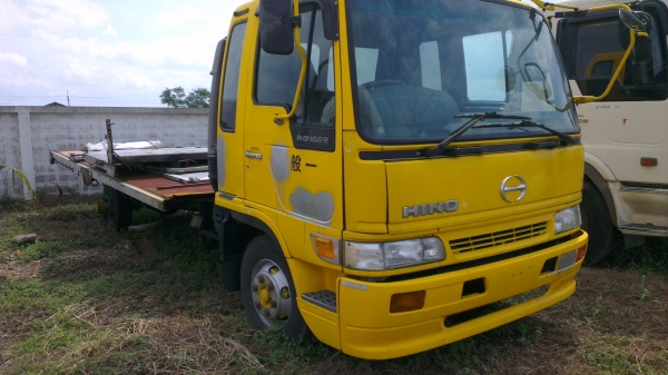 Hino Hitech รุ่นสมอ  เครื่องยนต์  JO8C   205แรง
