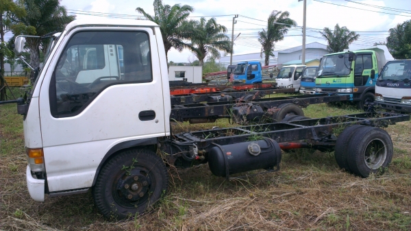 บรรทุก 6ล้อเล็กช่วงยาว เครื่องดีเซล GAS จากนอก พร้อมทะเบียน บรรทุก 6ล้อเล็กช่วงยาว เครื่องดีเซล GAS จากนอก พร้อมทะเบียน