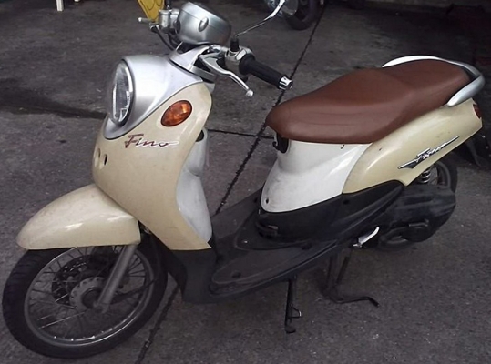Yamaha Fino ลายนูน