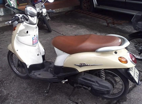 Yamaha Fino ลายนูน