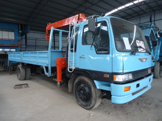 รถ 6ล้อ Hino เครน