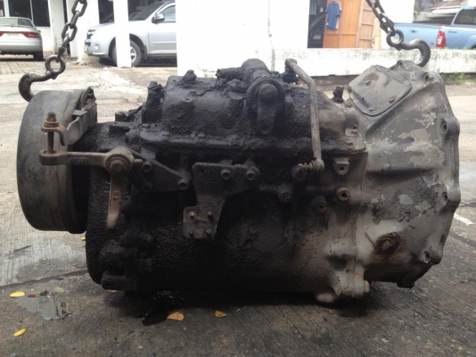 เกียร์ HINO 6เกียร์ 7ถอย สภาพสวย ยกลง EP100