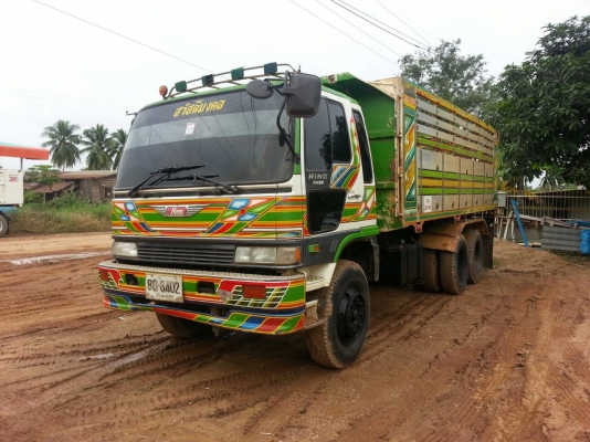 ขายสิบล้อ  สองเพลา สภาพสวย ราคาถูก