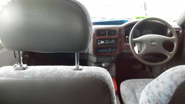 NISSAN NV QWEENCAB 1999 1500A/Tสภาพเยี่ยม