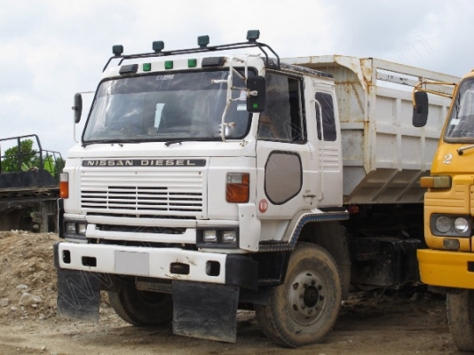 รถบรรทุก 10 ล้อดั๊มพ์ ยี่ห้อ ISUZU 185 แรงม้า รถบรรทุก 10 ล้อดั๊มพ์ ยี่ห้อ ISUZU 185 แรงม้า