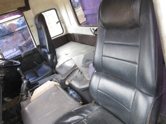 รถบรรทุก 10 ล้อดั๊มพ์ ยี่ห้อ ISUZU 185 แรงม้า รถบรรทุก 10 ล้อดั๊มพ์ ยี่ห้อ ISUZU 185 แรงม้า