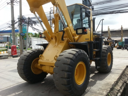 รถตักล้อยาง WA300-3 รถนำเข้าจากญี่ปุ่น พร้อมใช้งาน  โทร.081-373-0559