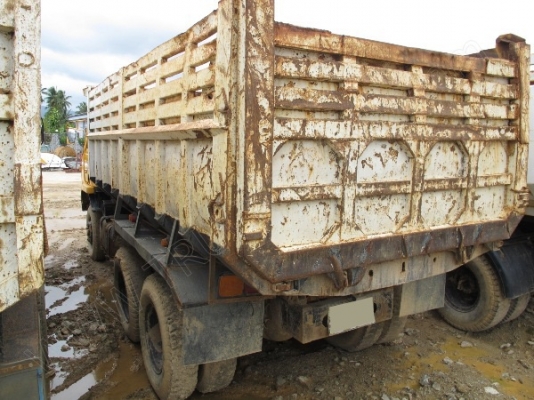 รถบรรทุก 10 ล้อ  ยี่ห้อ NISSAN รุ่น CW41M  265  แรงม้า