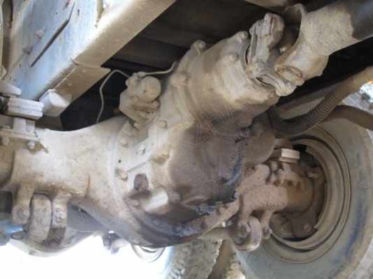 รถบรรทุก 10 ล้อ  ยี่ห้อ NISSAN รุ่น CW41M  265  แรงม้า