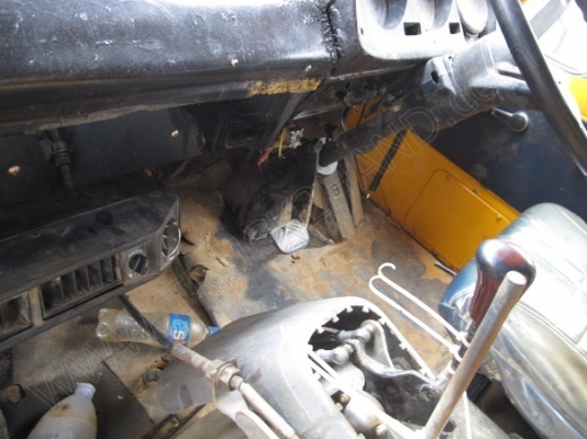 รถบรรทุก 10 ล้อ  ยี่ห้อ NISSAN รุ่น CW41M  265  แรงม้า