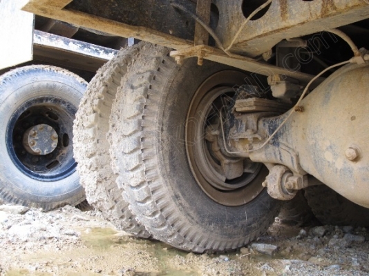 รถบรรทุก 10 ล้อ  ยี่ห้อ NISSAN รุ่น CW41M  265  แรงม้า