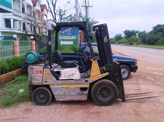 รถฟอร์คลิฟต์ TCM 25 เครื่องดี ปั้มดี ระบบดี ยกได้ 2.5 ตัน ยกได้สูง 3 เมตร
