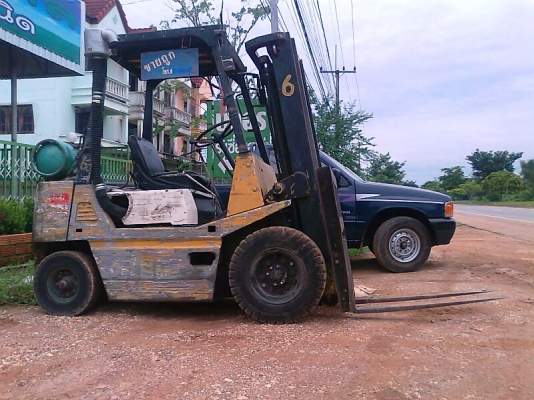 รถฟอร์คลิฟต์ TCM 25 เครื่องดี ปั้มดี ระบบดี ยกได้ 2.5 ตัน ยกได้สูง 3 เมตร