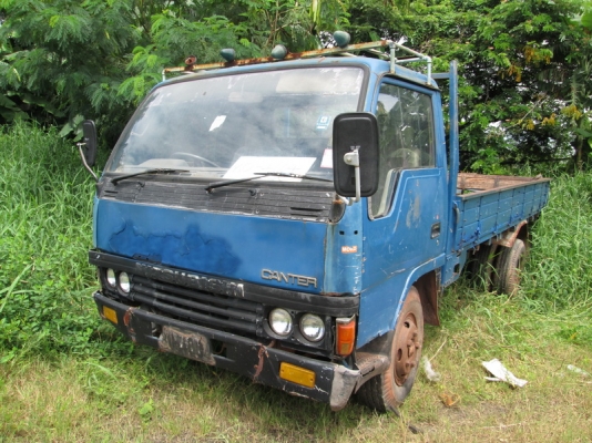 ขาย Mitsubishi Canter 6ล้อ รถห้าง ยาว4.50ม. ปี90.