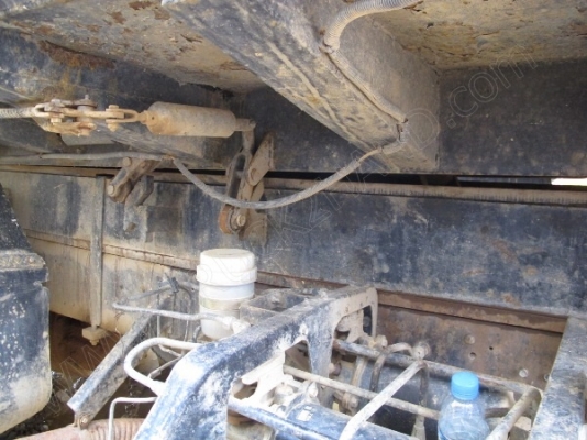 รถบรรทุก 10 ล้อดั๊มพ์ ยี่ห้อ NISSAN 225 แรงม้า รถบรรทุก 10 ล้อดั๊มพ์ ยี่ห้อ NISSAN 225 แรงม้า