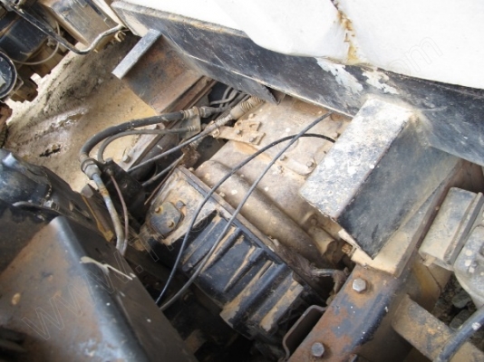 รถบรรทุก 10 ล้อดั๊มพ์ ยี่ห้อ NISSAN 225 แรงม้า รถบรรทุก 10 ล้อดั๊มพ์ ยี่ห้อ NISSAN 225 แรงม้า