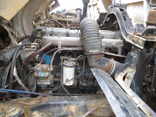 รถบรรทุก 10 ล้อดั๊มพ์ ยี่ห้อ NISSAN 225 แรงม้า รถบรรทุก 10 ล้อดั๊มพ์ ยี่ห้อ NISSAN 225 แรงม้า