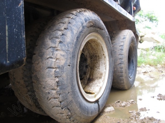 รถบรรทุก 10 ล้อดั๊มพ์ ยี่ห้อ NISSAN 225 แรงม้า รถบรรทุก 10 ล้อดั๊มพ์ ยี่ห้อ NISSAN 225 แรงม้า