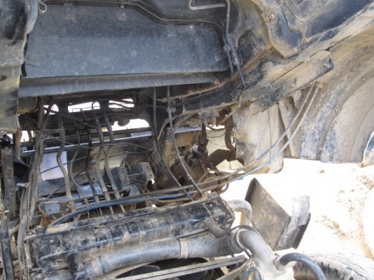 รถบรรทุก 10 ล้อดั๊มพ์ ยี่ห้อ NISSAN 225 แรงม้า รถบรรทุก 10 ล้อดั๊มพ์ ยี่ห้อ NISSAN 225 แรงม้า