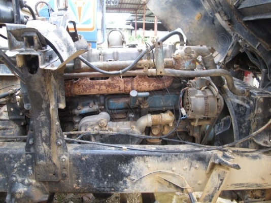 รถบรรทุก 10 ล้อดั๊มพ์ ยี่ห้อ NISSAN 225 แรงม้า รถบรรทุก 10 ล้อดั๊มพ์ ยี่ห้อ NISSAN 225 แรงม้า