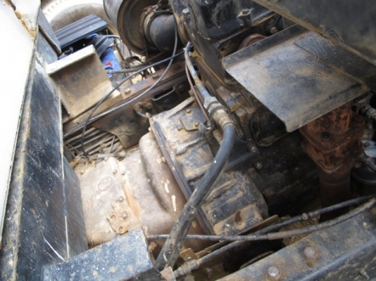 รถบรรทุก 10 ล้อดั๊มพ์ ยี่ห้อ NISSAN 225 แรงม้า รถบรรทุก 10 ล้อดั๊มพ์ ยี่ห้อ NISSAN 225 แรงม้า